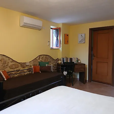 Della Regina... 3* Fondi